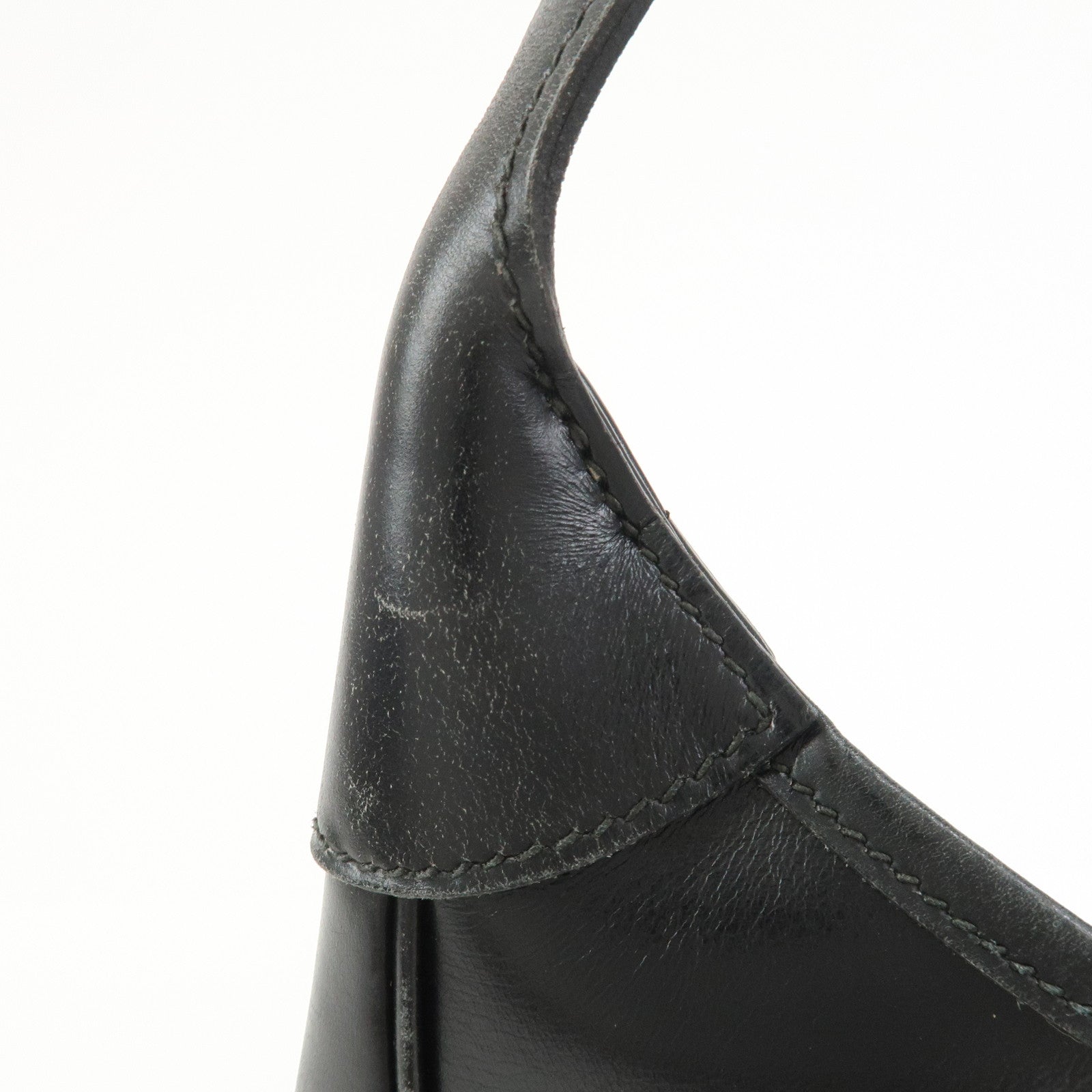 HERMES Trim 31 Courchevel Leather 〇J Stamped Shoulder Bag Balck