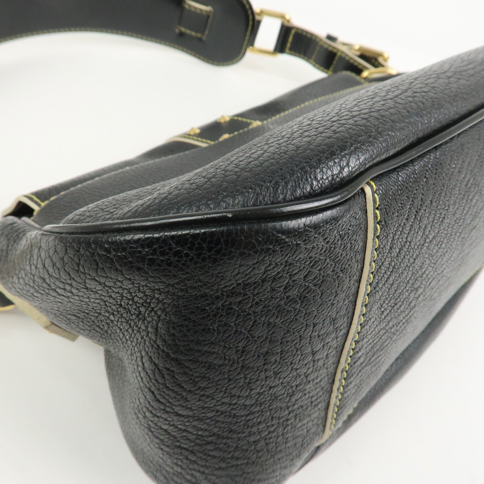 Louis Vuitton Suhari Confidant Leather Shoulder Bag Noir M91784