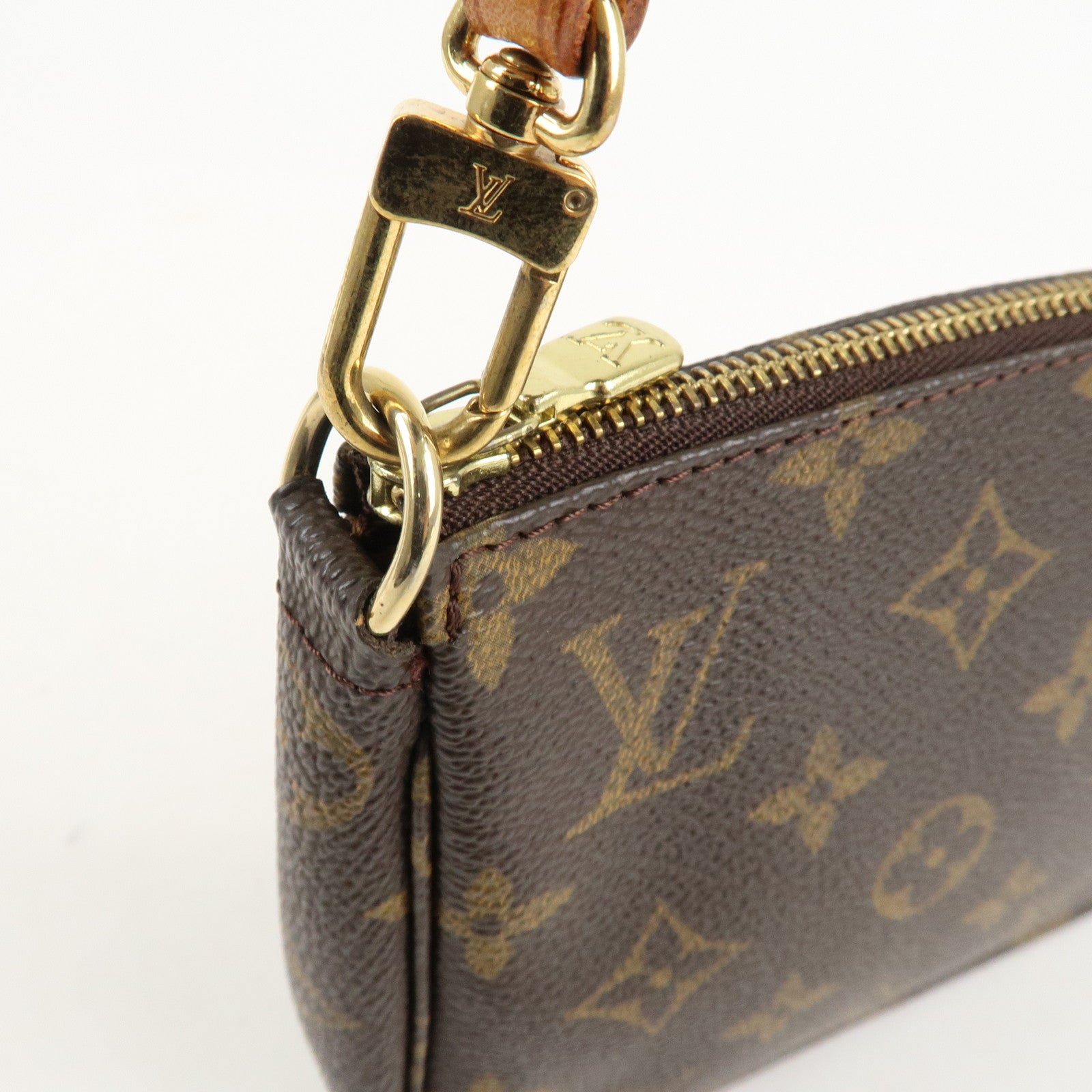 Louis Vuitton Monogram Pochette Accessoires Pouch M51980