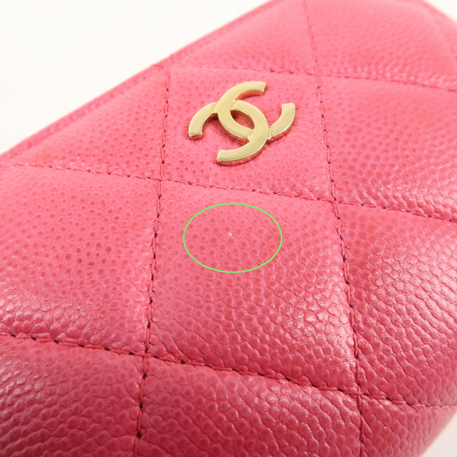 CHANEL Matelasse Caviar Skin Round Zippy Coin Case Pink A84511