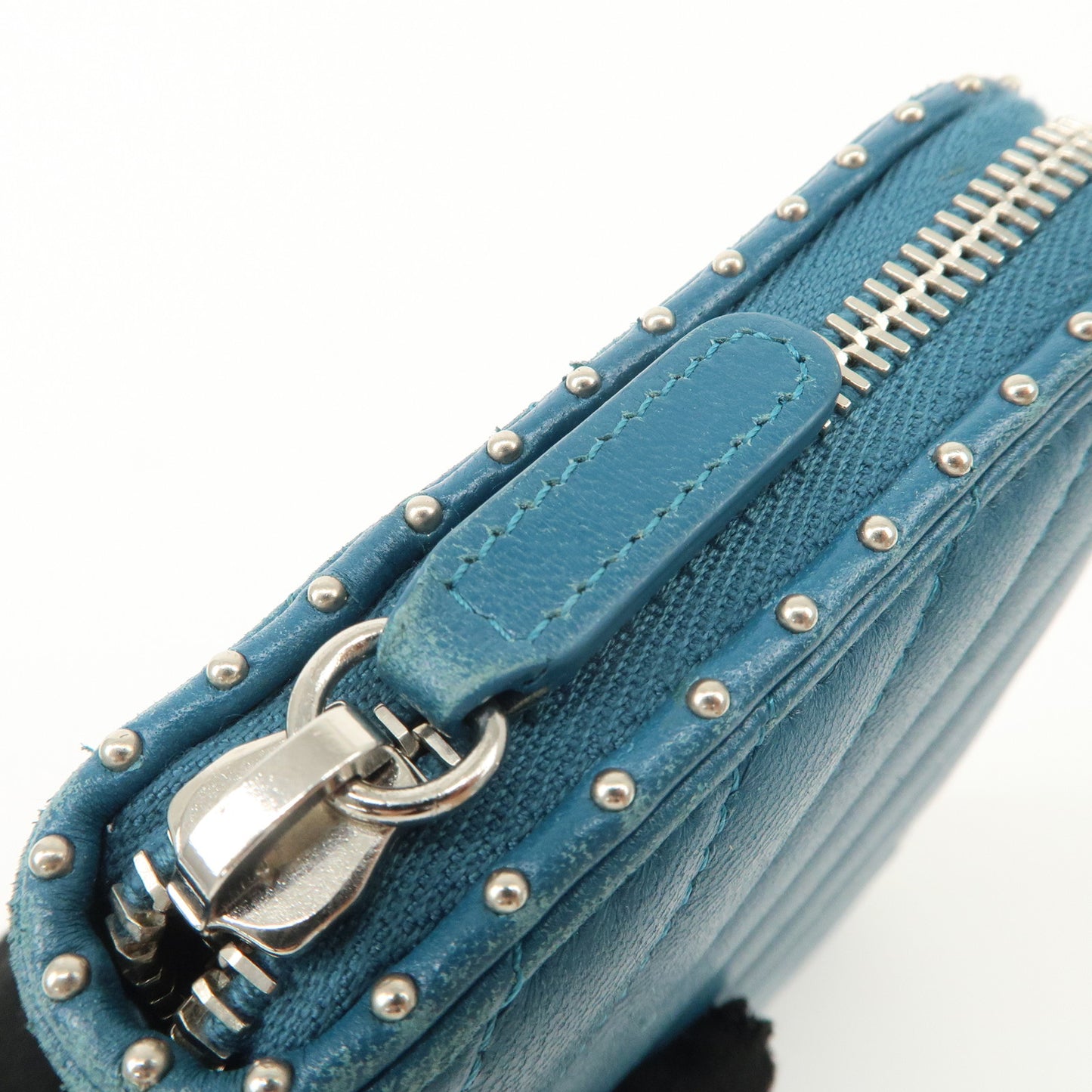 CHANEL V Stich Lamb Skin Coco Mark Studs Long Wallet Blue A50097