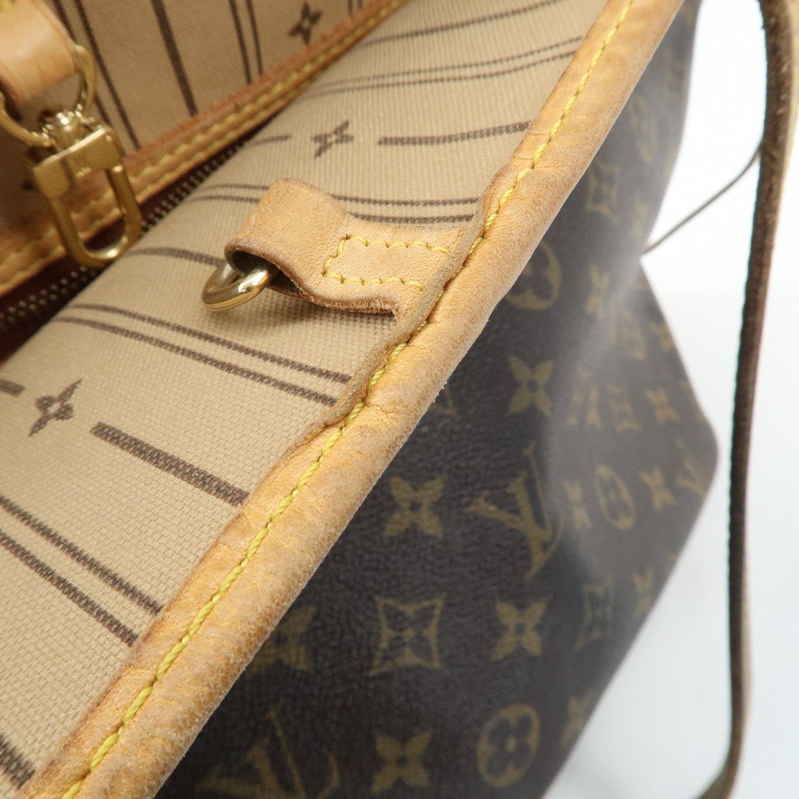 Louis Vuitton Monogram Neverfull MM Tote Bag Brown M40156