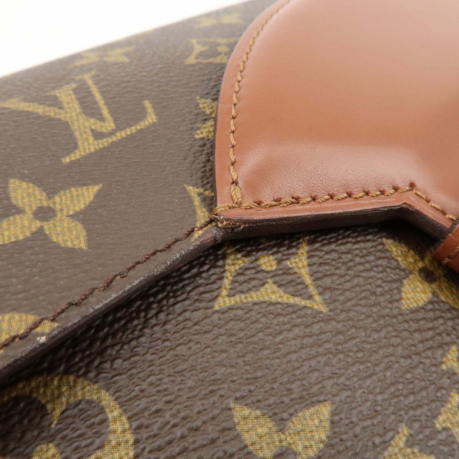 Louis Vuitton Monogram Canvas Chaillot Clutch Bag M51788