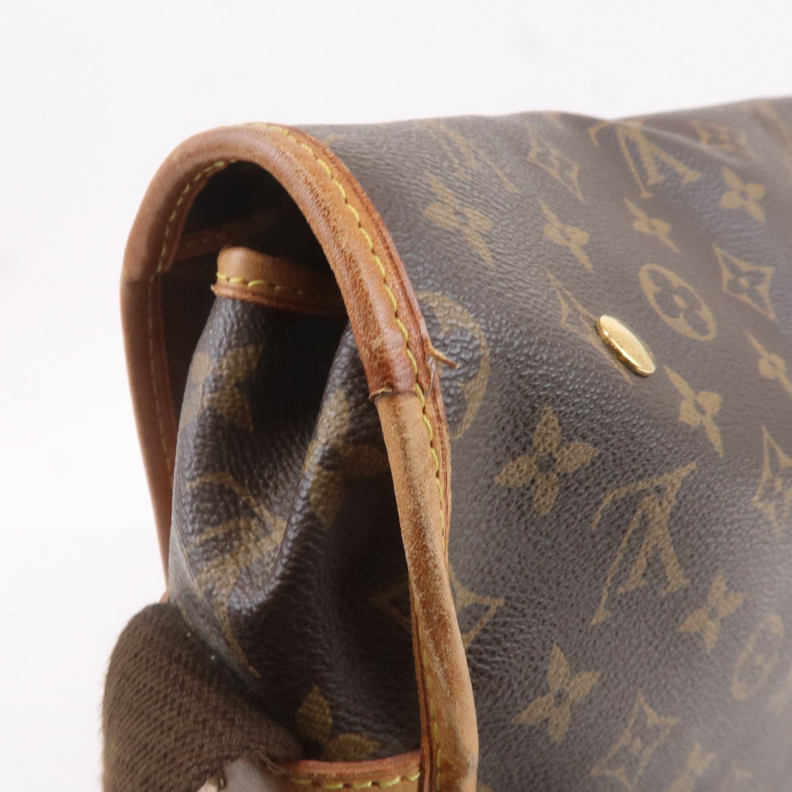 Louis Vuitton Monogram Gongo MM Shoulder Bag Brown M40116