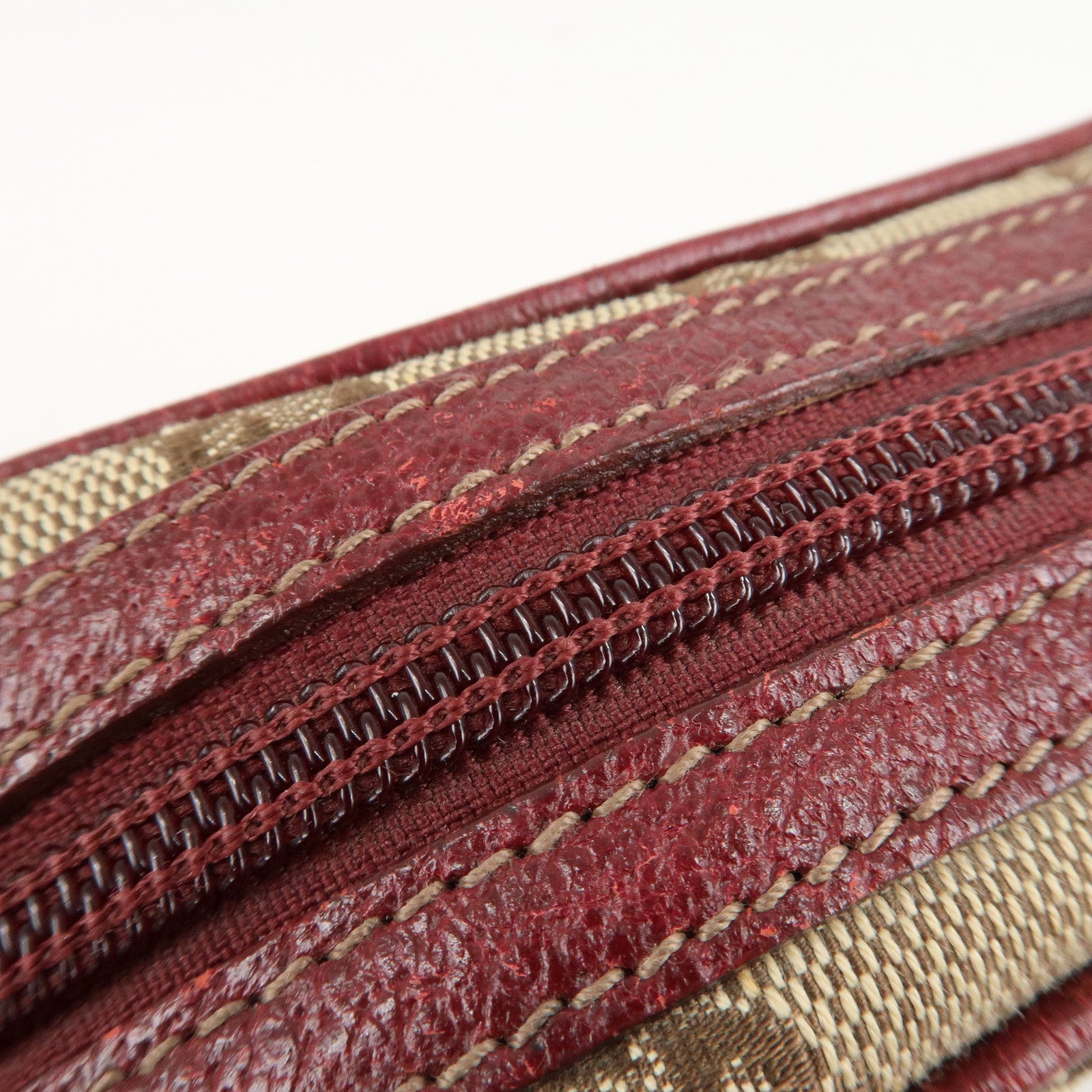 GUCCI GG Canvas Cosmetic Pouch Beige Bordeaux 120978 Used