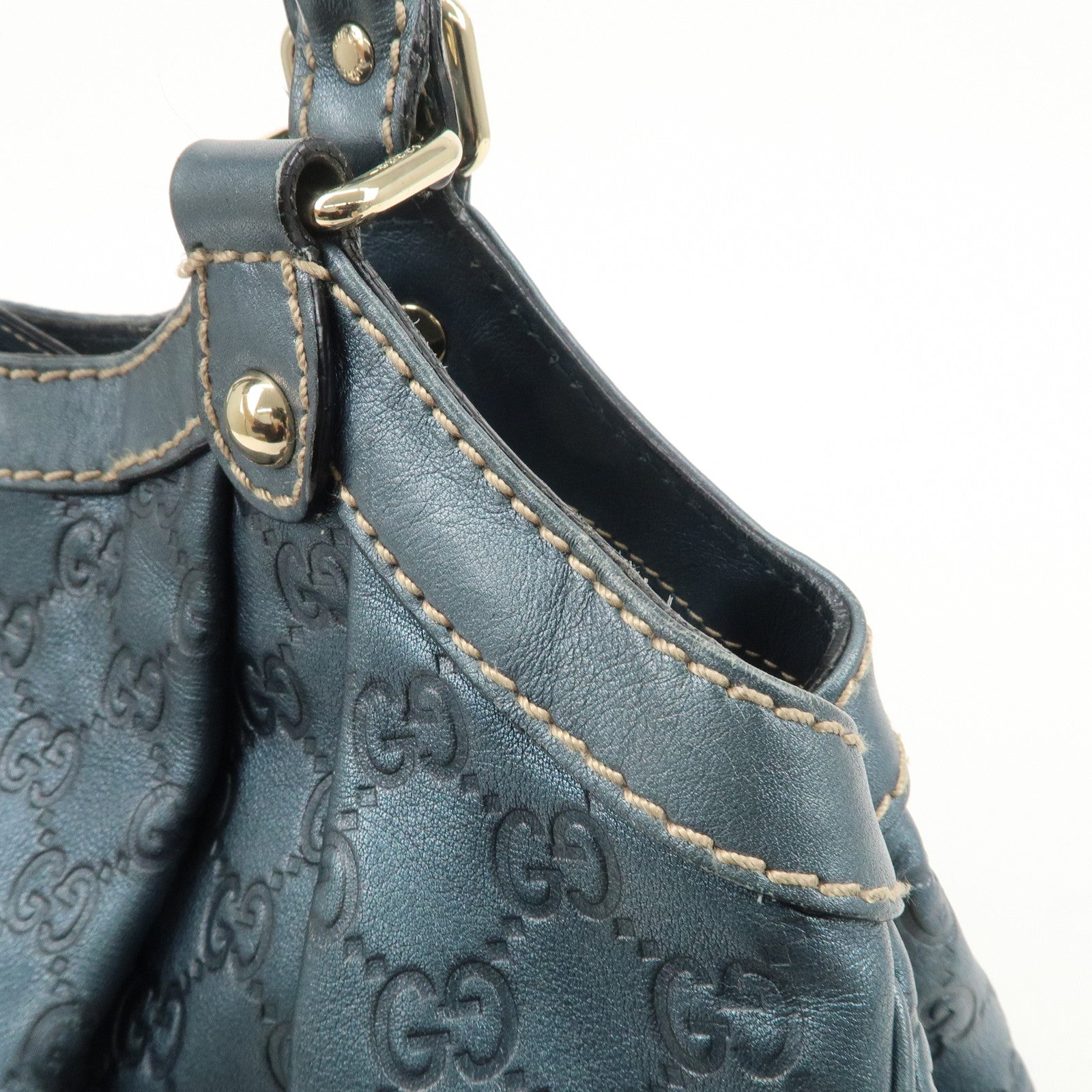 GUCCI Sukey Guccissima Leather Handbag Pearl Blue 211944