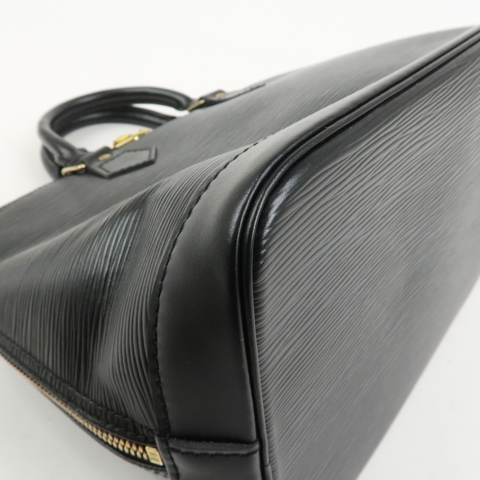 Louis Vuitton Epi Leather Alma PM Hand Bag Noir Black M52142