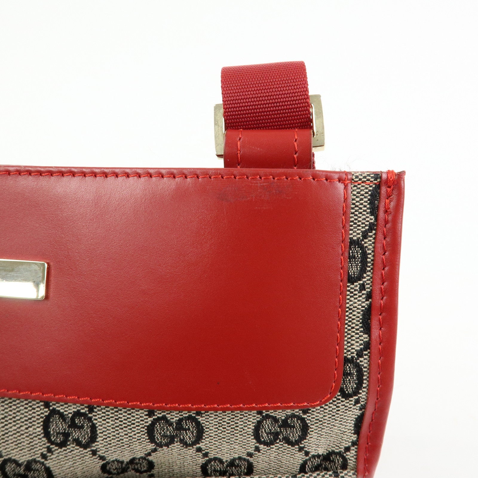 GUCCI GG Canvas Leather Shoulder Crossbody Bag Red 019・0348・200047