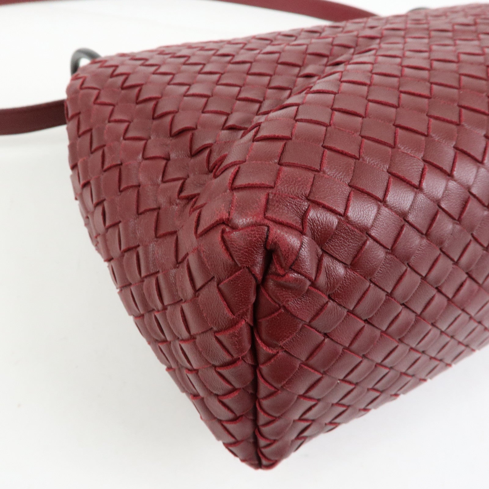 BOTTEGA VENETA Intrecciato Leather Shoulder Bag Bordeaux