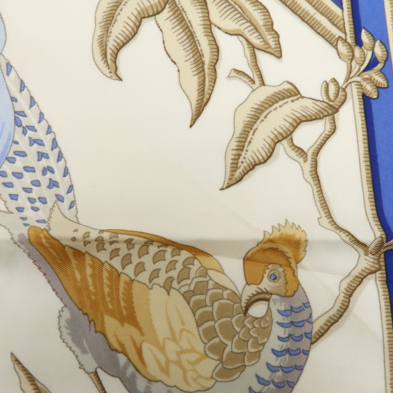 HERMES Carre Silk 100% Scarf Caraibes Oiseaux Ivory Blue
