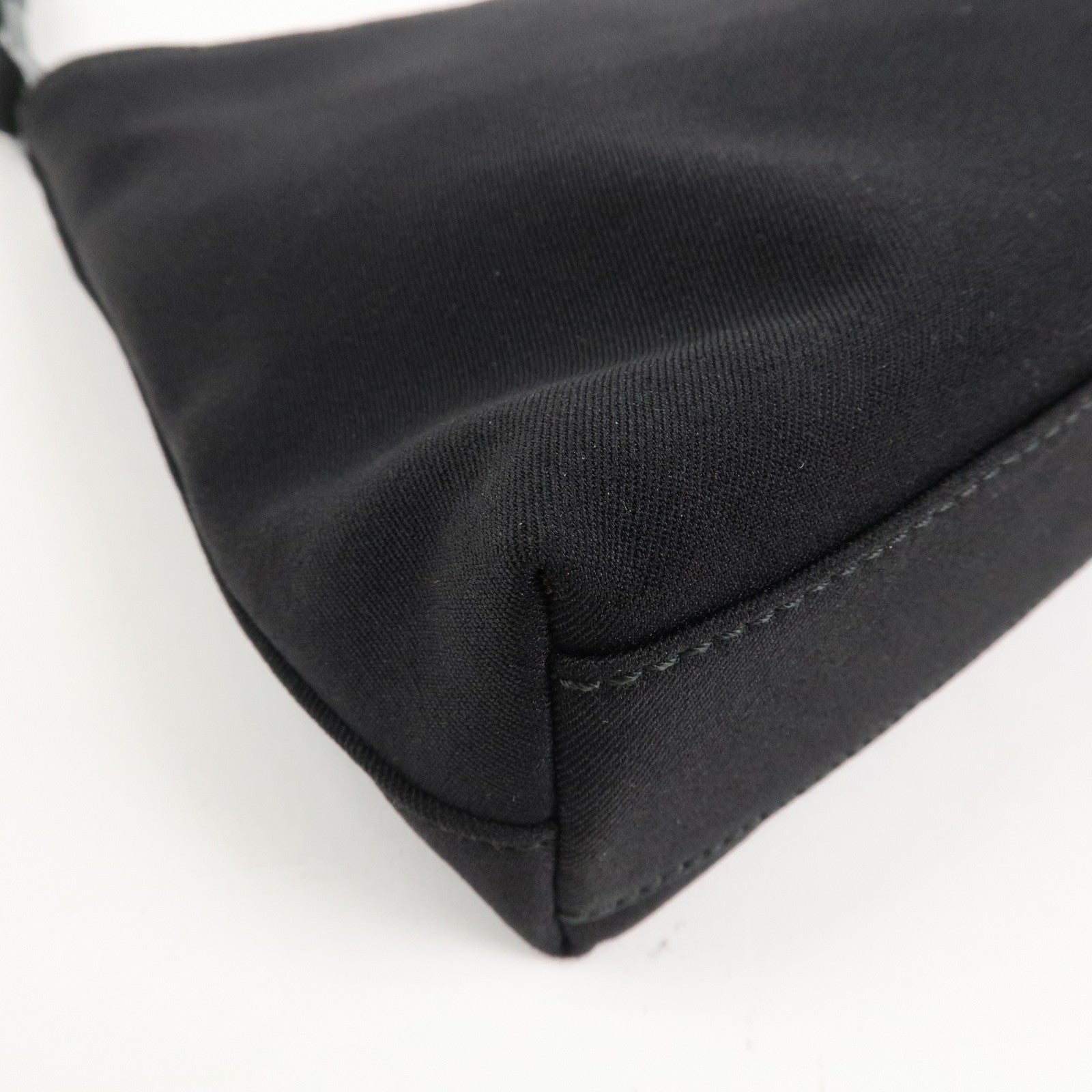 Ferragamo Nylon Shoulder Bag Hand Bag Black D21 9659