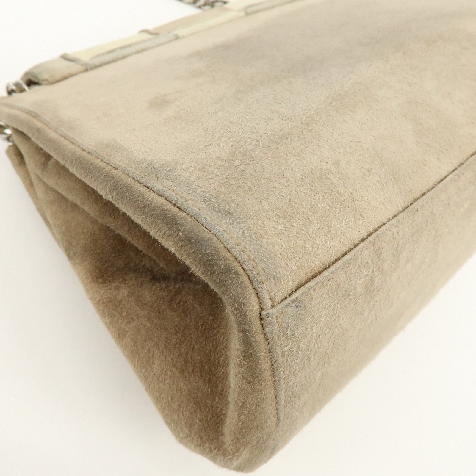 CHANEL Chocolate Bar Chanel 2.55 Suede Chain Shoulder Bag Beige