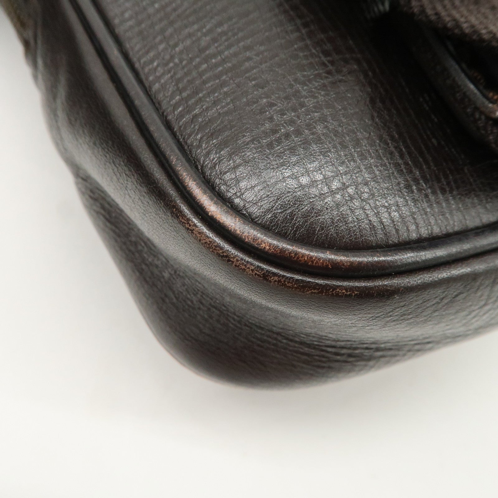 Louis Vuitton Utah Siu Calf Leather Body Bag Cafe M92535