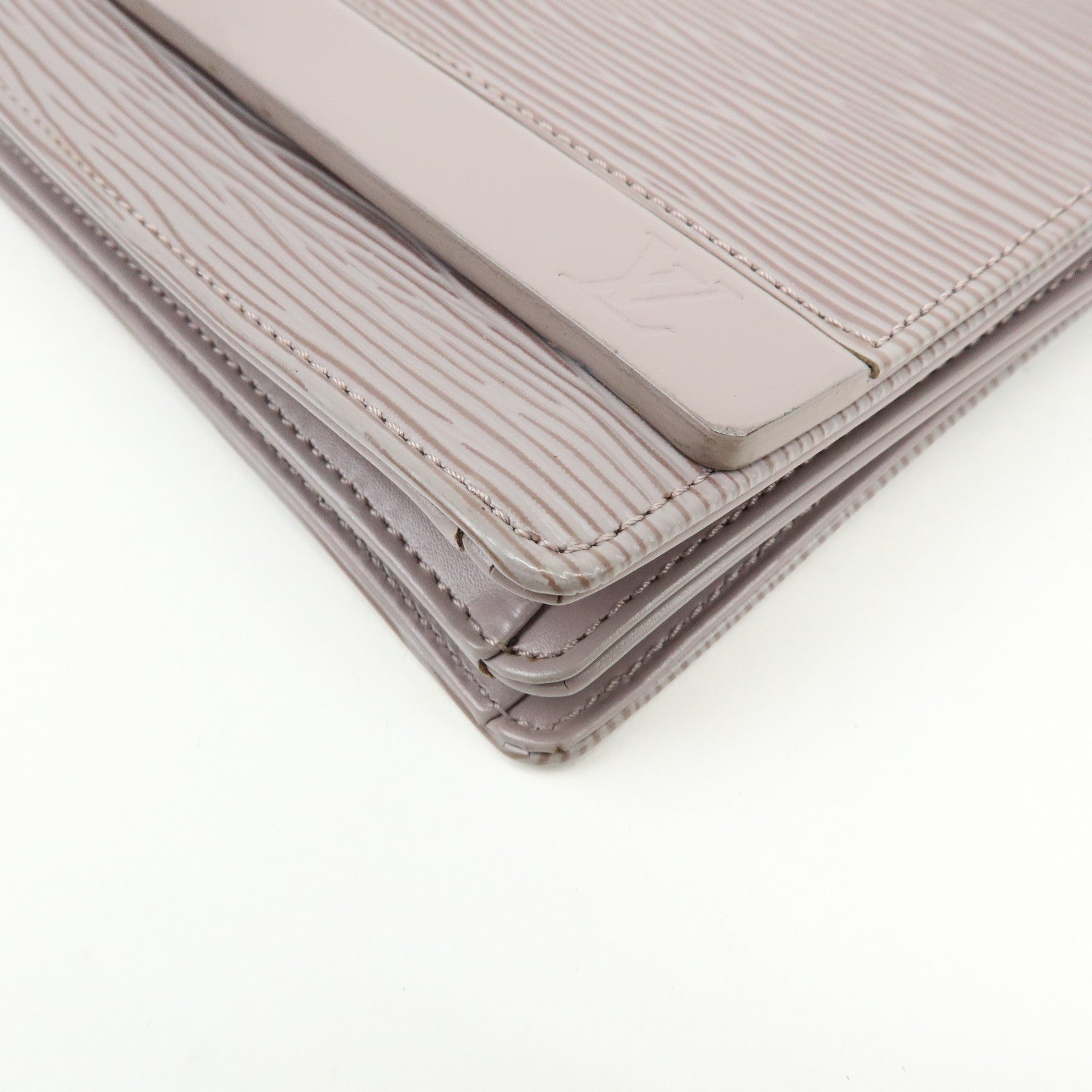 Louis Vuitton Epi Biarritz Leather Shoulder Bag Pepper M5293C