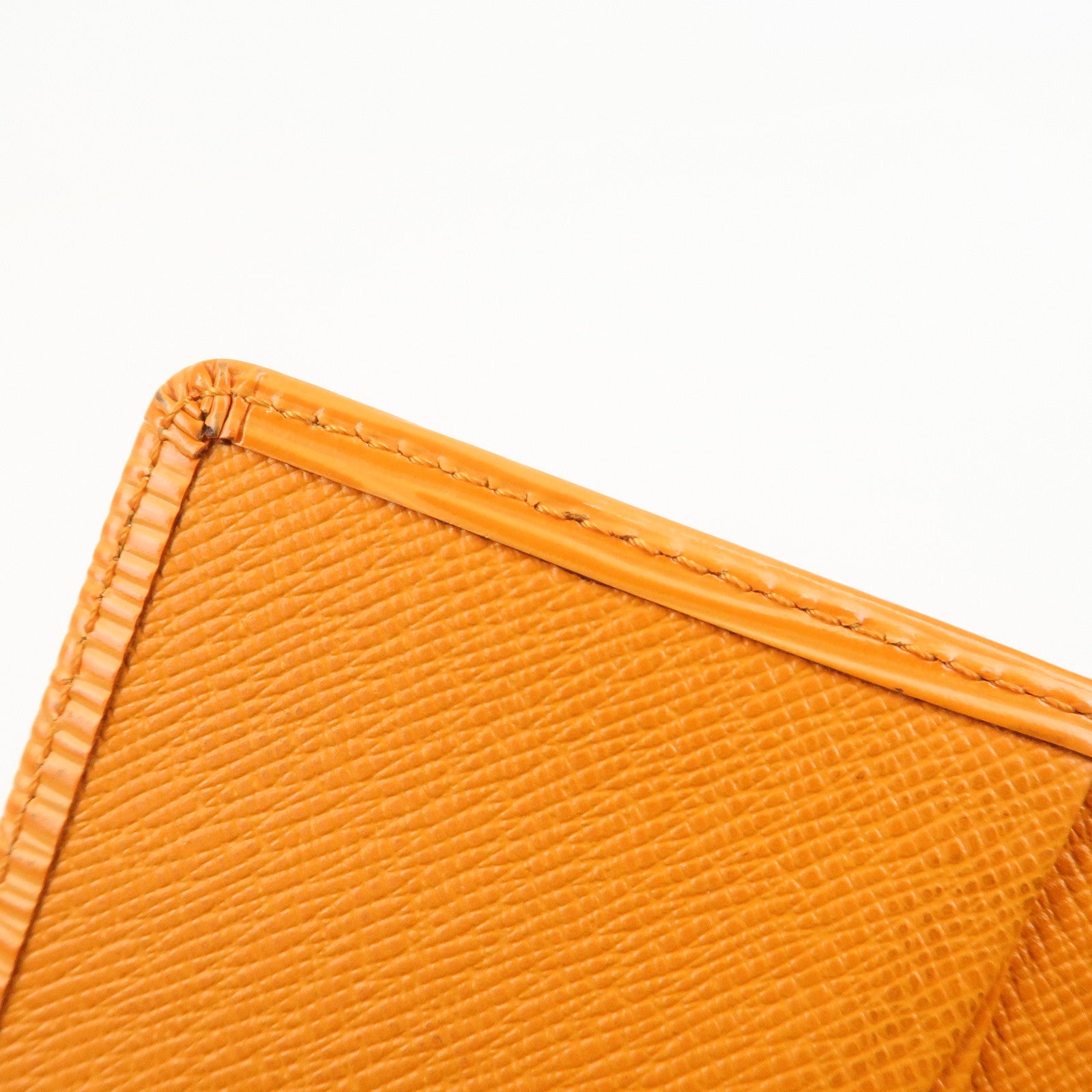 Louis Vuitton Epi Organizer de Poche Card Case Mandarin M6358H