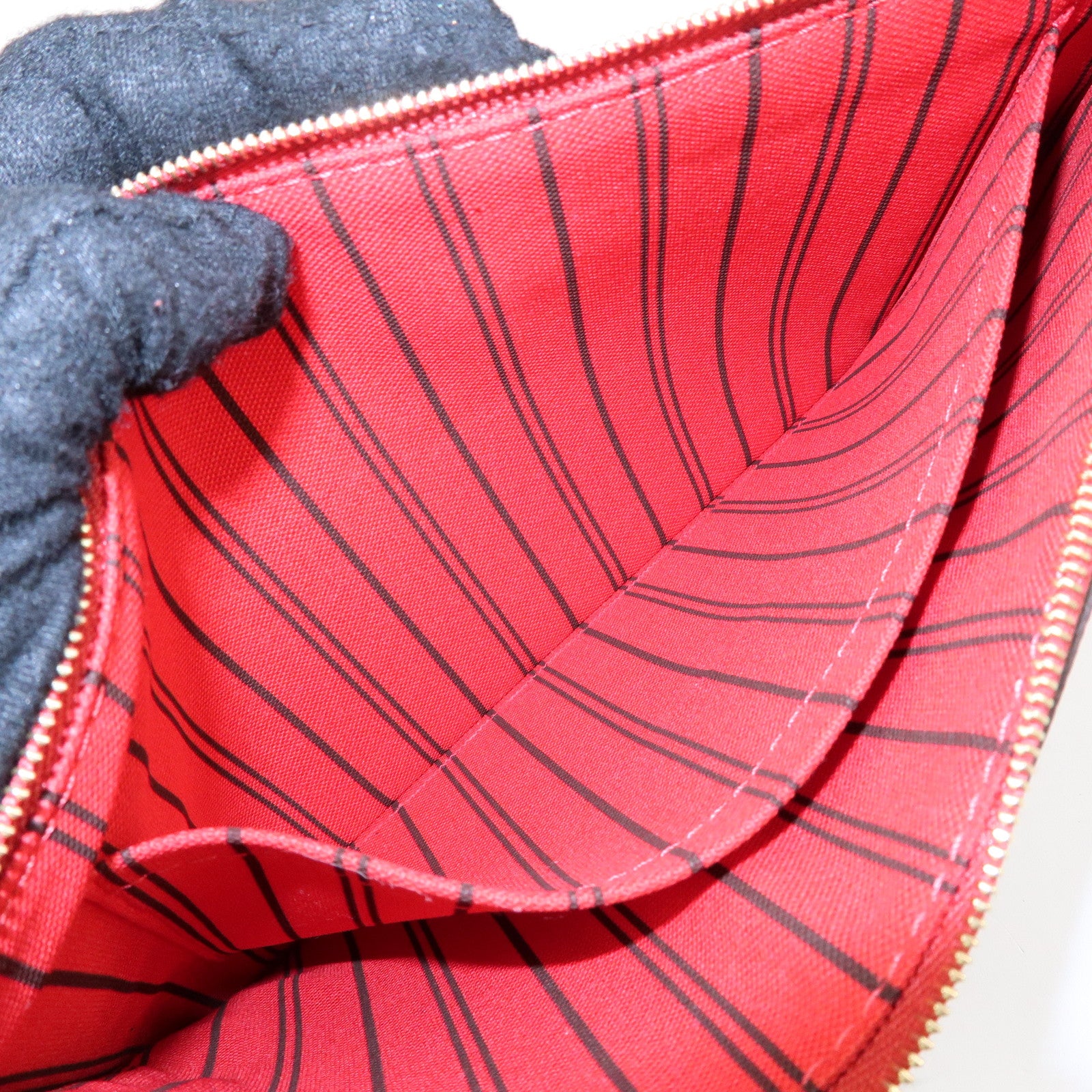 Louis Vuitton Monogram Pouch for Neverfull MM Tote Bag M41177