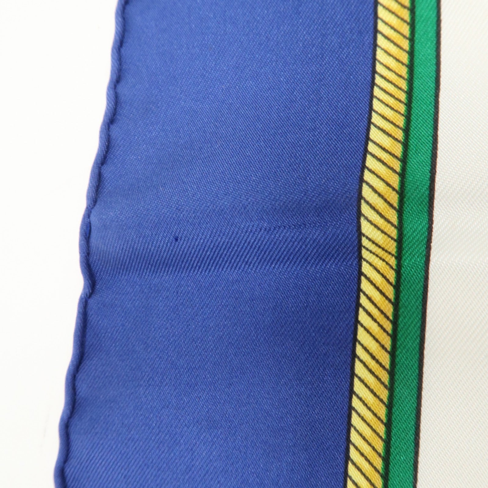 HERMES Carre 90 Silk 100%  LES VOITURES A TRANSFORMATION