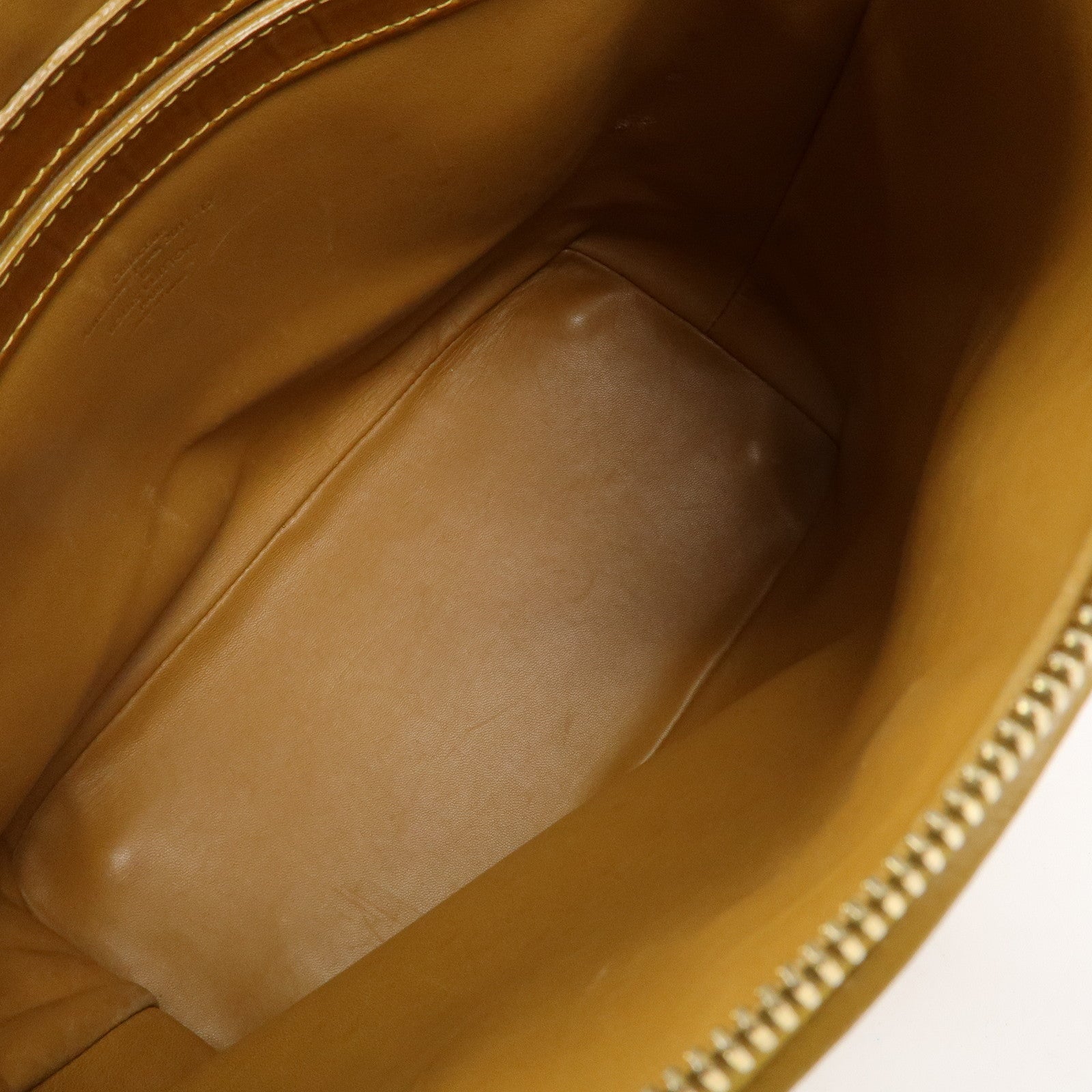 Louis Vuitton Monogram Lockit Bouclette Hand Bag Gold M40601