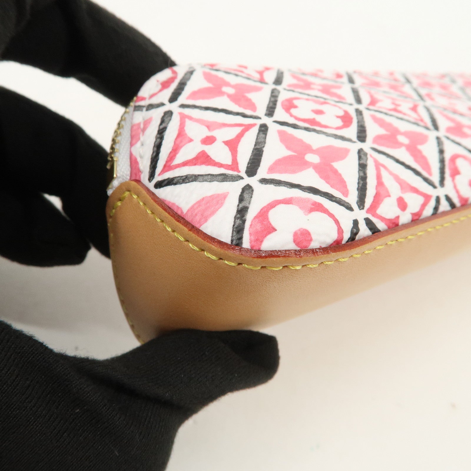 Louis Vuitton Monogram Canvas Truth Elisabeth Pencil Case GI0918