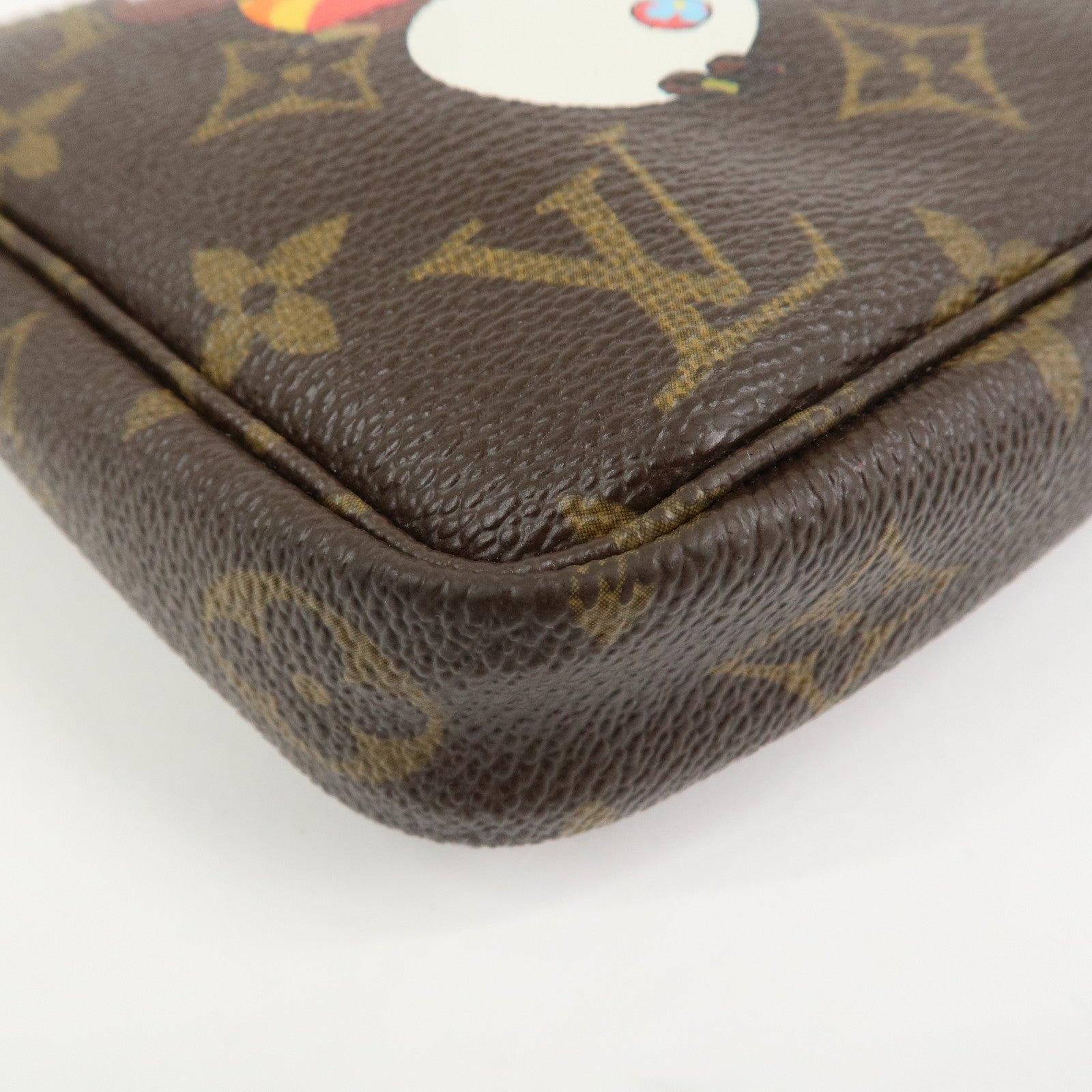 Louis Vuitton Monogram Panda Pochette Accessoires Pouch M51981