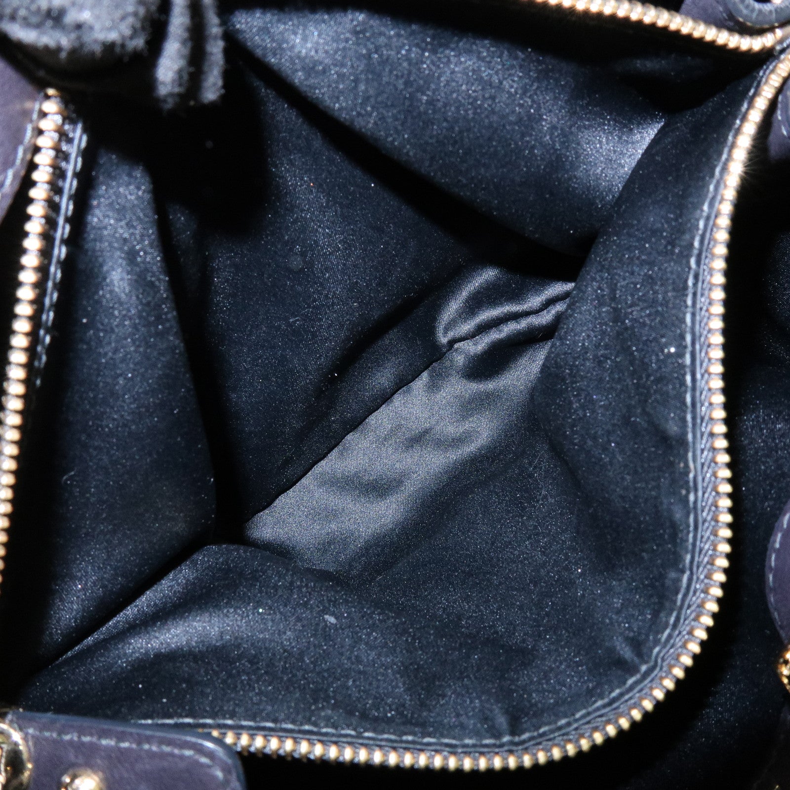 Ferragamo Gancini Leather Hand Bag Black