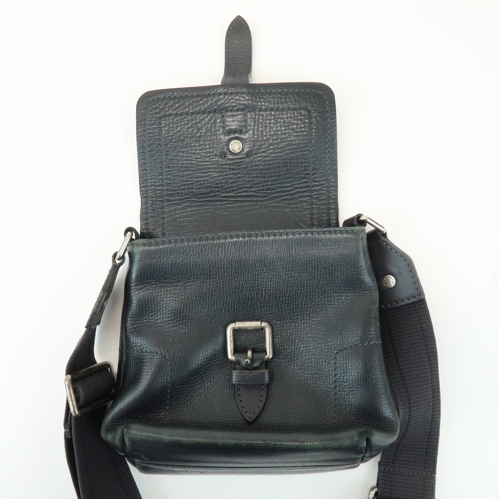 Louis Vuitton Utah Yuma Calf Leather Shoulder Bag Basalt M97024