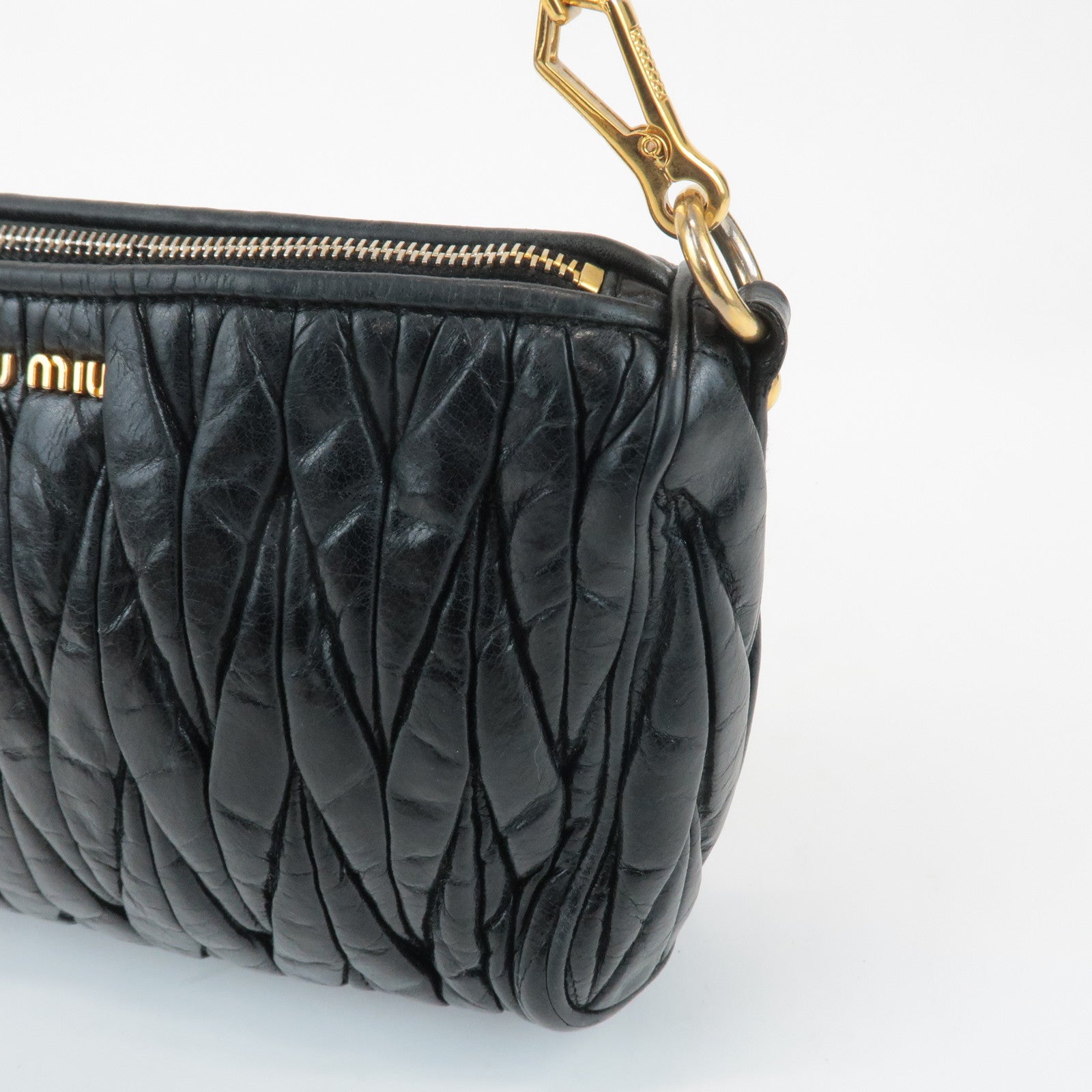 MIU MIU Logo Matelasse Leather Shoulder Bag Black 5N1521