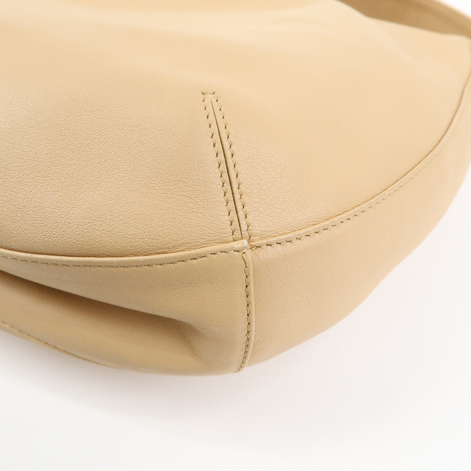 Cartier Trinity Leather Shoulder Bag Hand Bag Beige