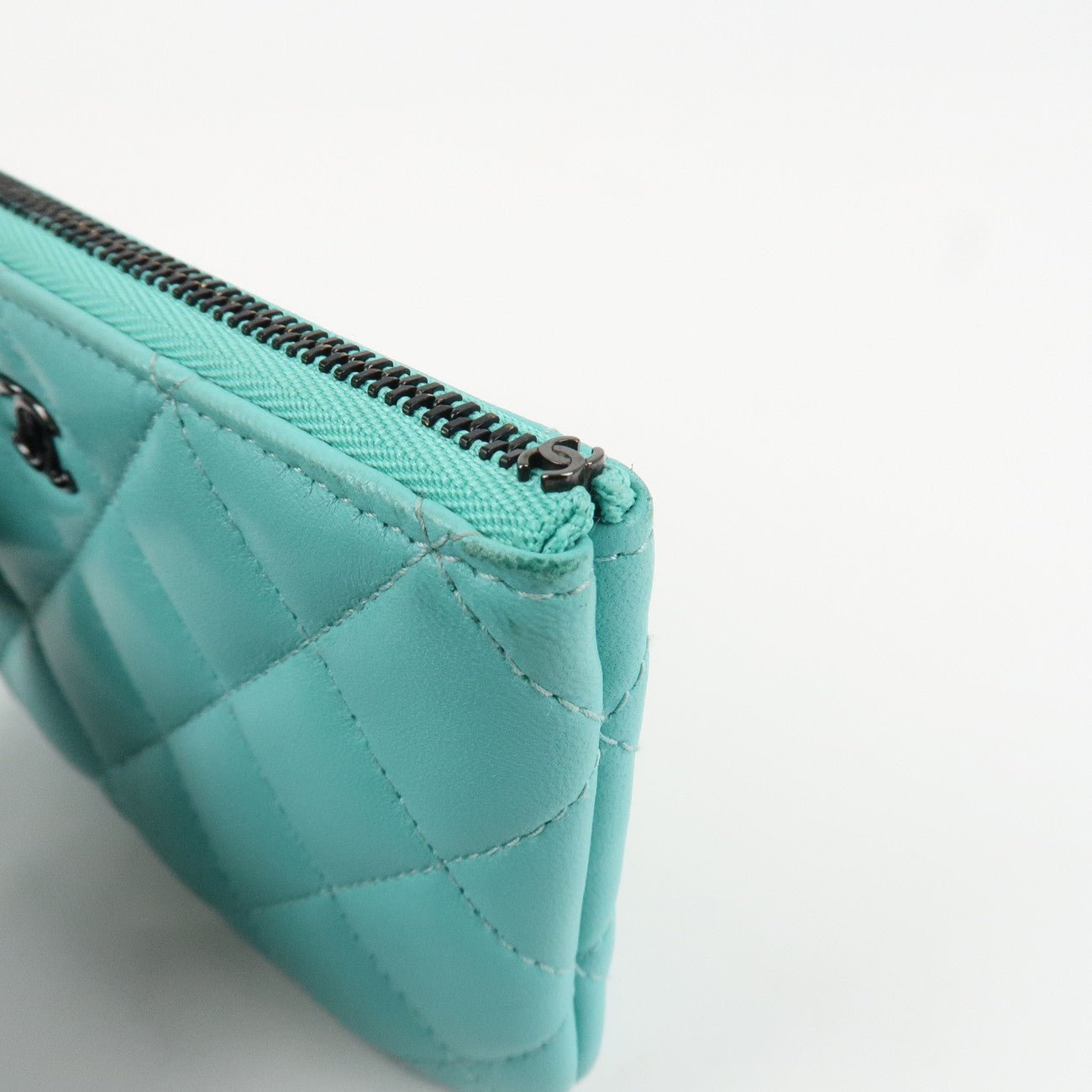 CHANEL Matelasse Caviarskin Classic Mini Pouch Blue A82365 Used