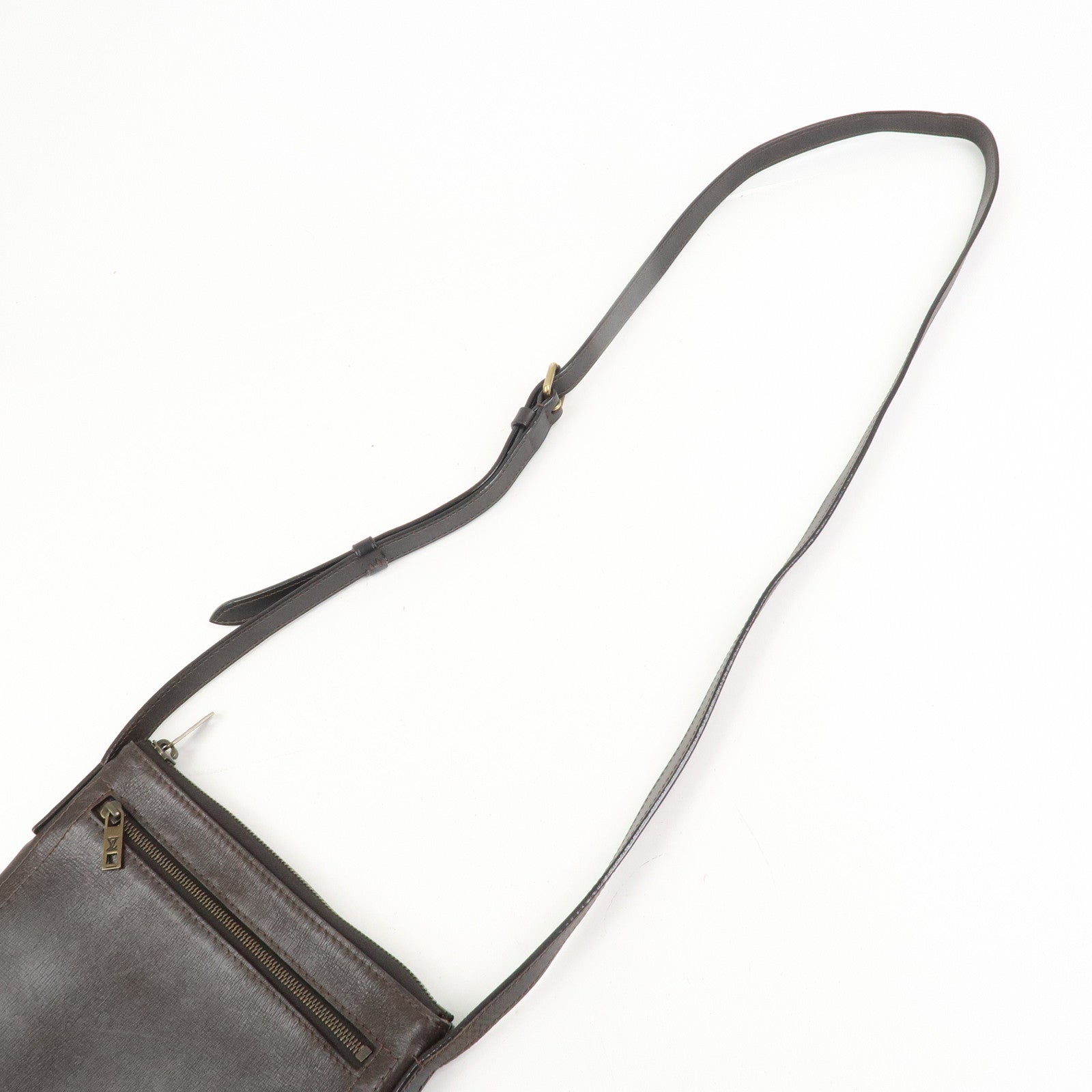 Louis Vuitton Utah Calf Pochette Shawnee Shoulder Bag Cafe M93452