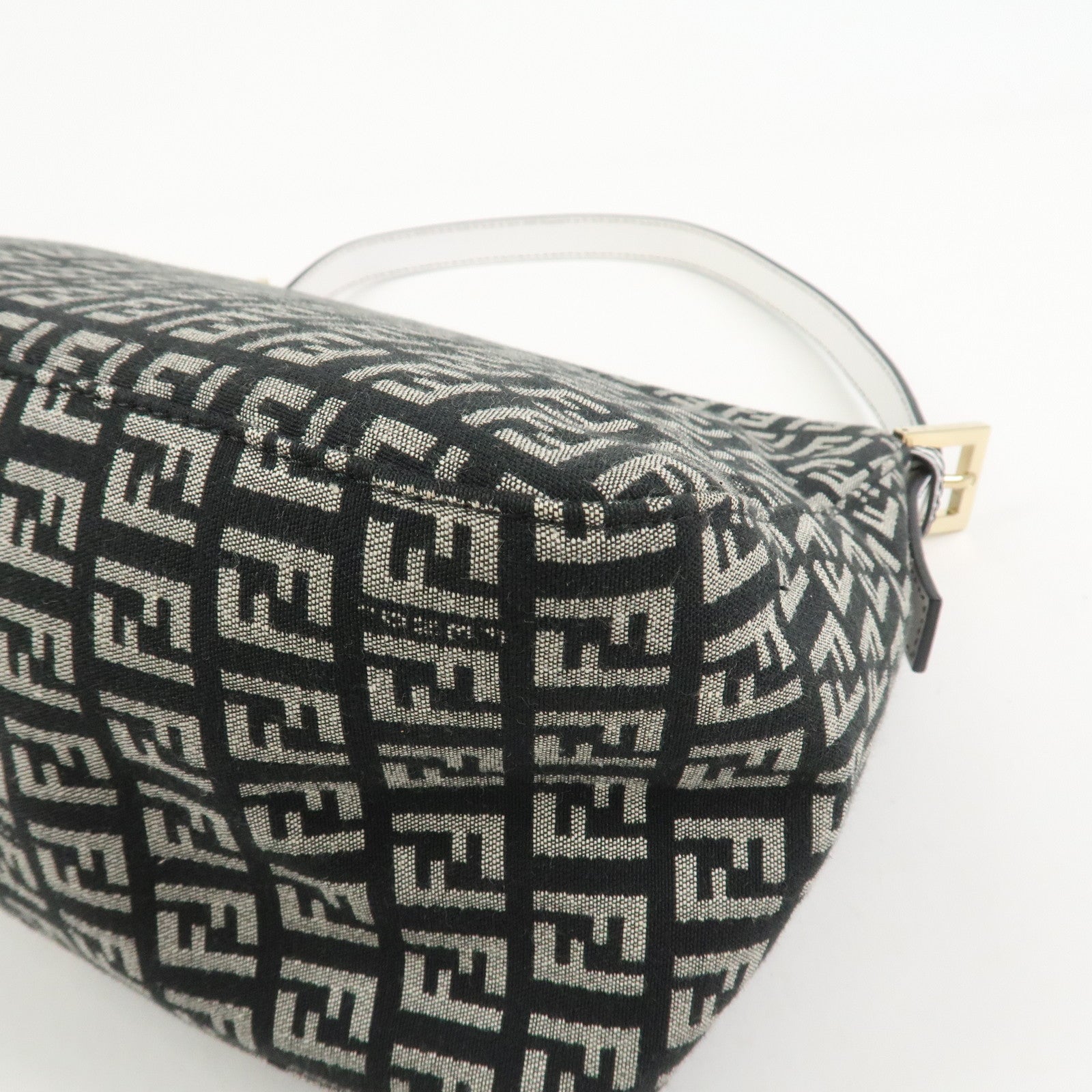 FENDI Mamma Baguette Zucchino Leather Canvas Shoulder Bag 8BR001