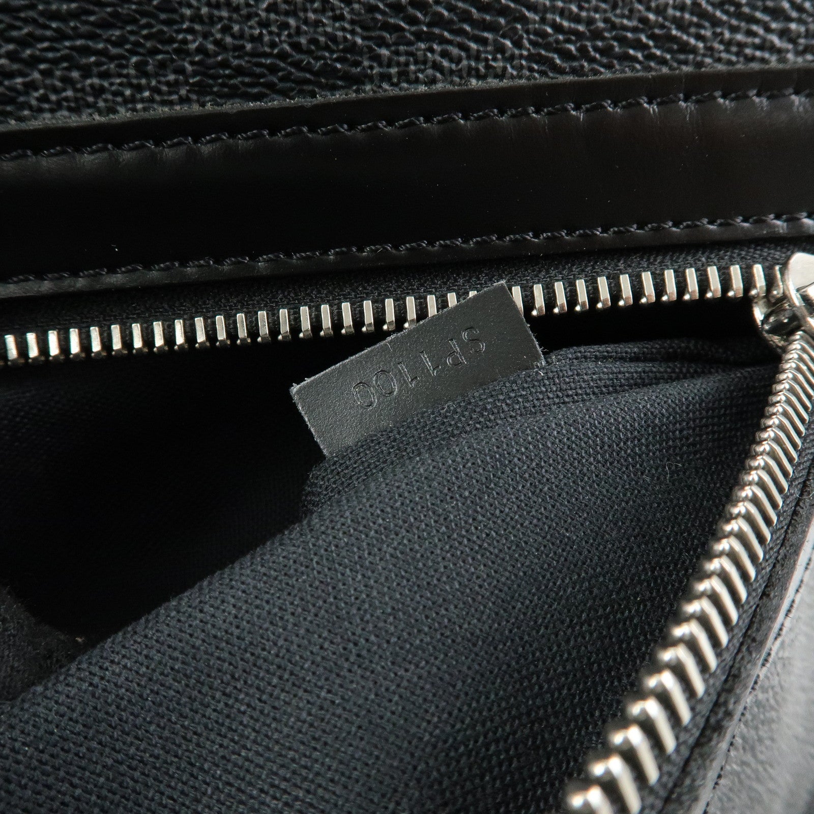 Louis Vuitton Damier Graphite Daniel MM Shoulder Bag N58029