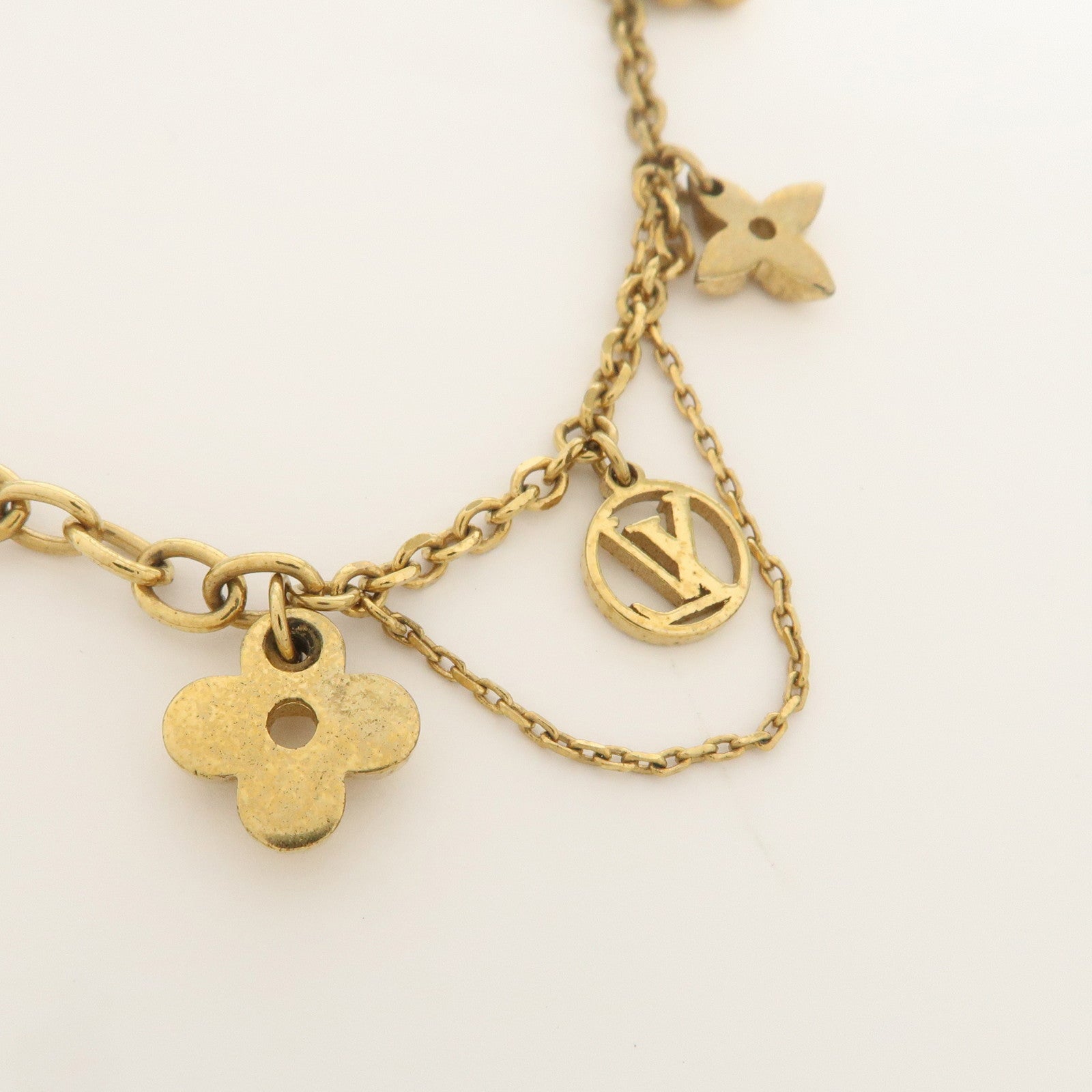 Louis Vuitton Monogram Metal Blooming Bracelet Gold M64858
