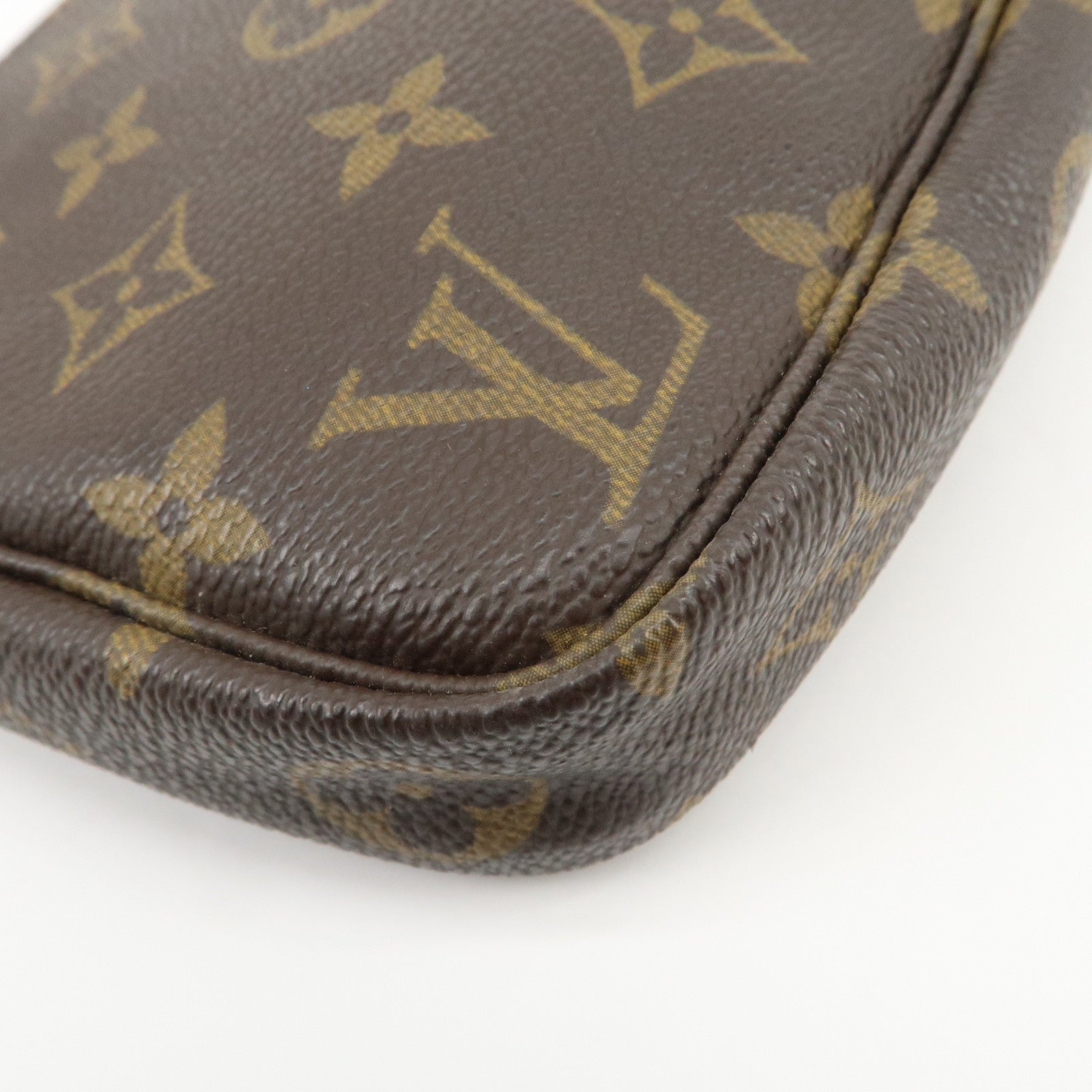 Louis Vuitton Monogram Pochette Accessoires Pouch Hand Bag M51980