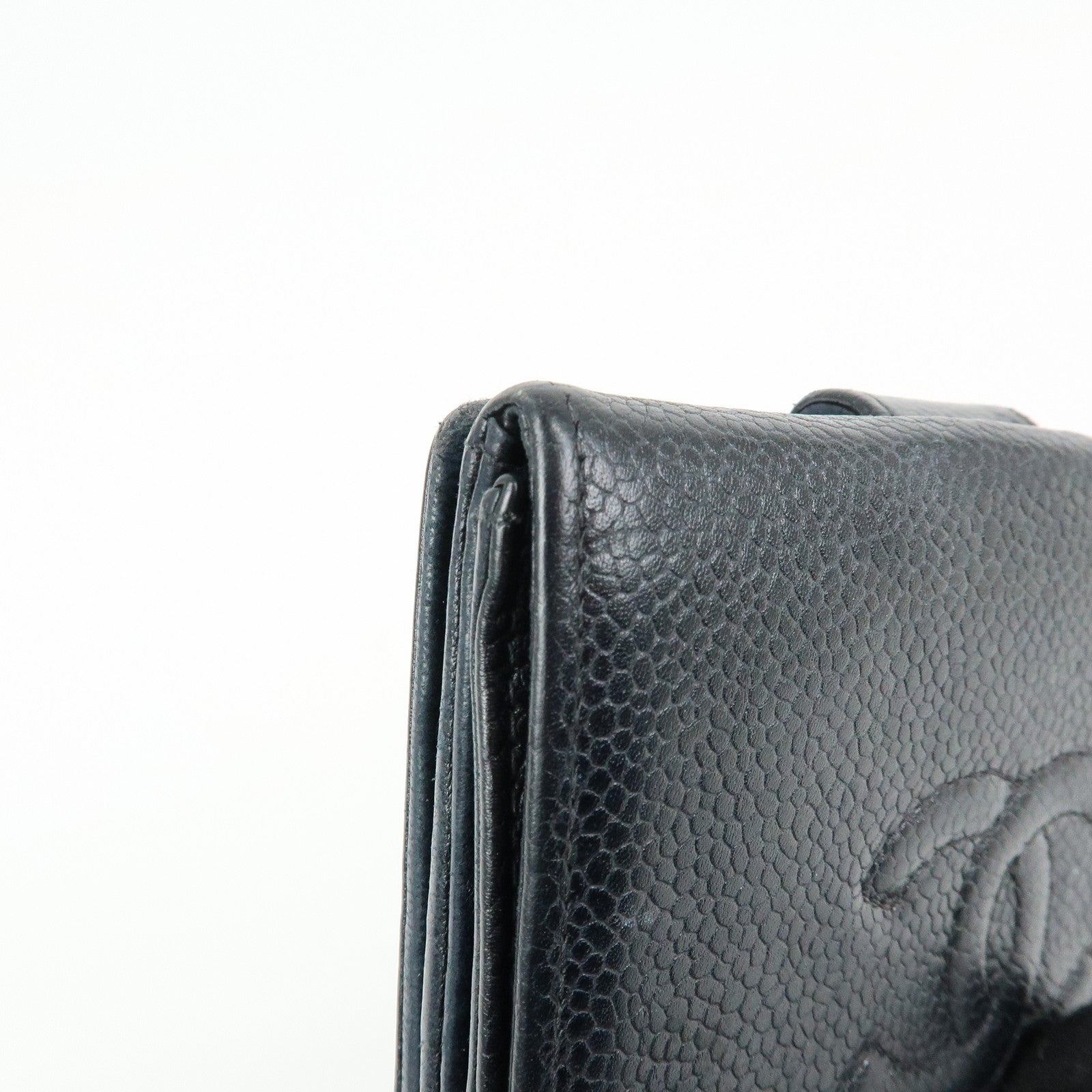 CHANEL COCO Mark Cavairskin Compact Wallet Black