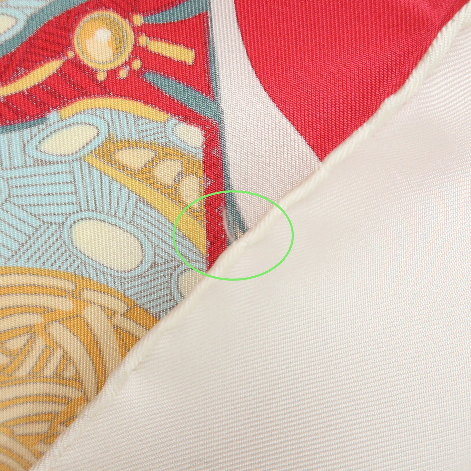 HERMES Carre 90 Silk 100% GRANDS FONDS Red White Multi Color