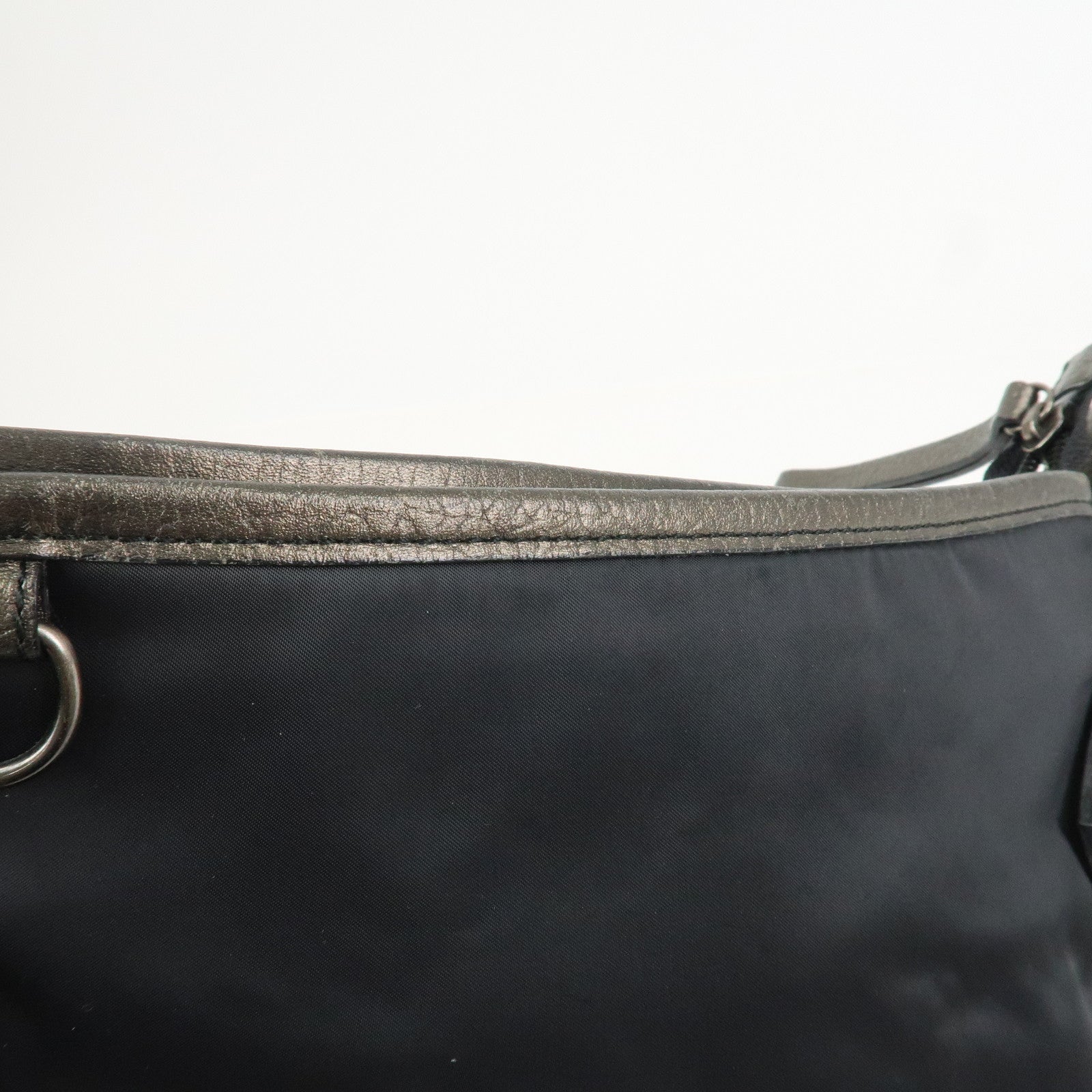 BURBERRY Logo Nylon Leather Shoulder Bag Crossbody Black