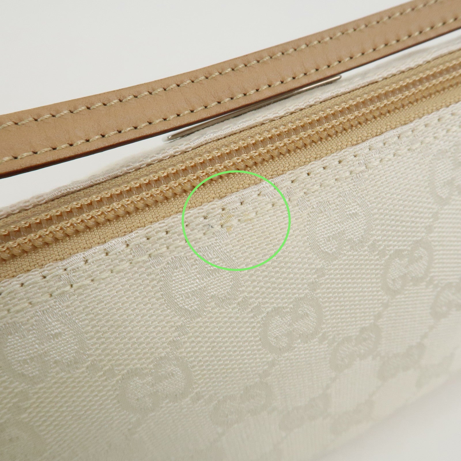 GUCCI Boat Bag GG Canvas Leather Hand Bag White Beige 039.1103 Used