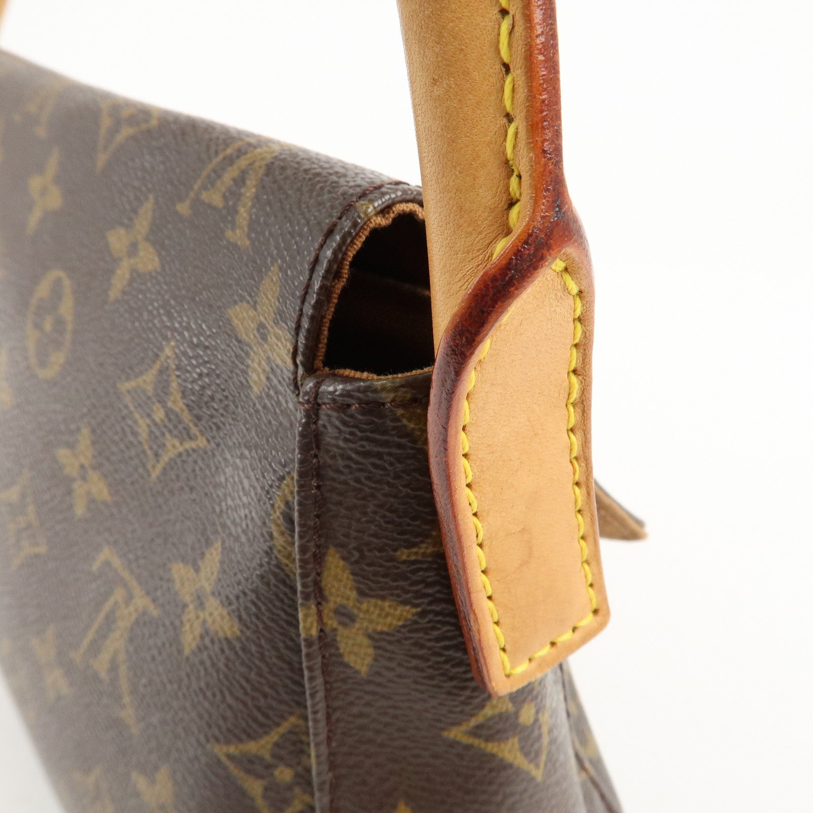 Louis Vuitton Monogram Mini Looping Shoulder Bag Hand Bag M51147