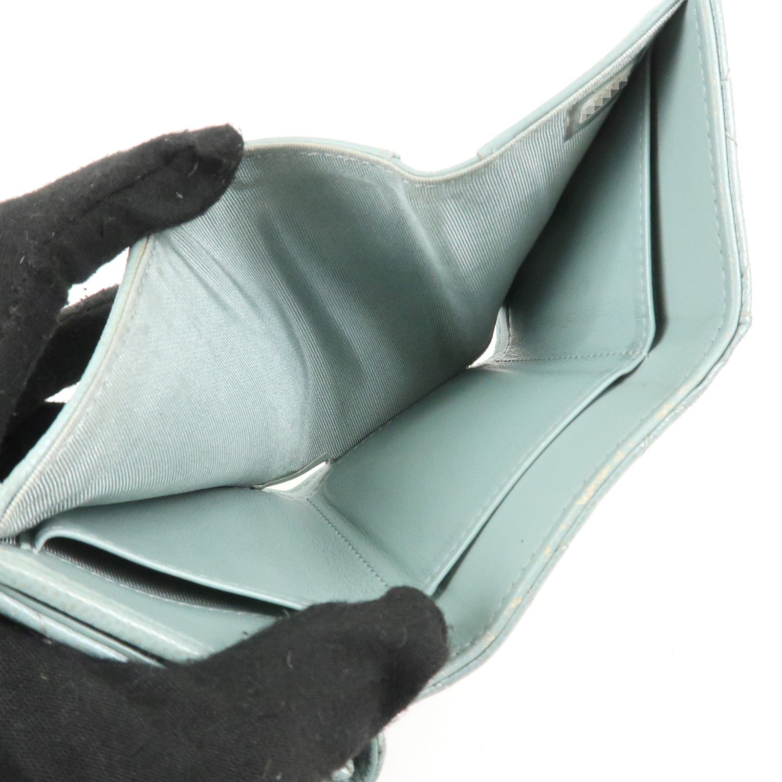 CHANEL Matelasse Caviar Skin Tri-fold Wallet Blue 60809 Used