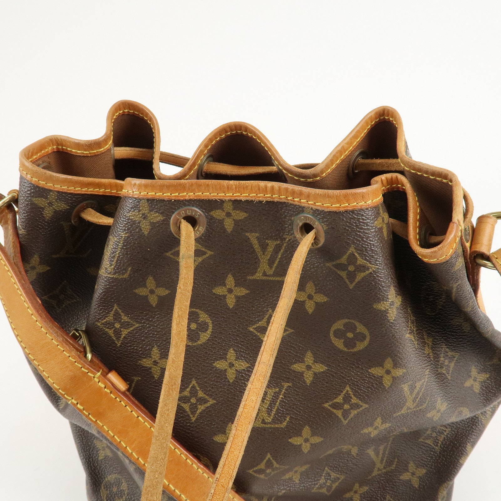 Louis Vuitton Monogram Petit Noe Shoulder Bag Brown M42226