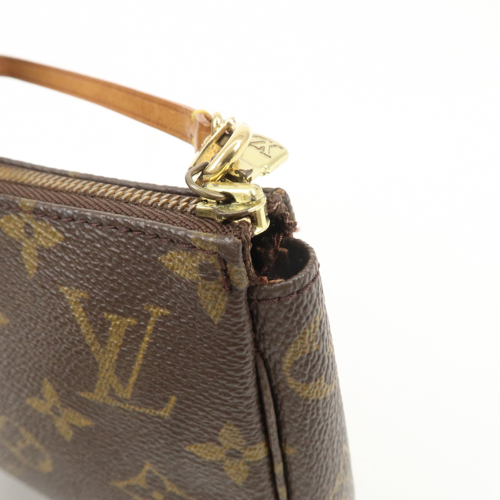 Louis Vuitton Monogram Pochette Accessoires Pouch M51980