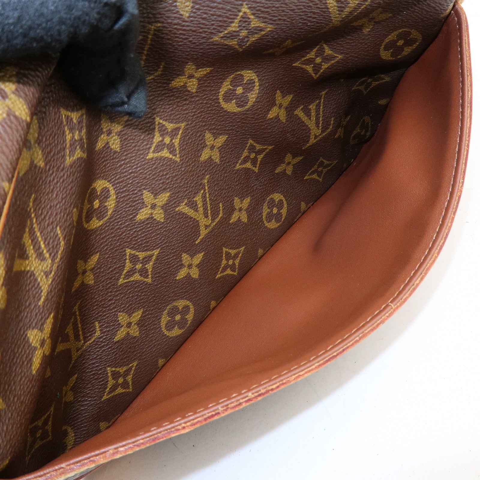 Louis Vuitton Monogram Compiegne 28 Pouch Clutch Bag M51845