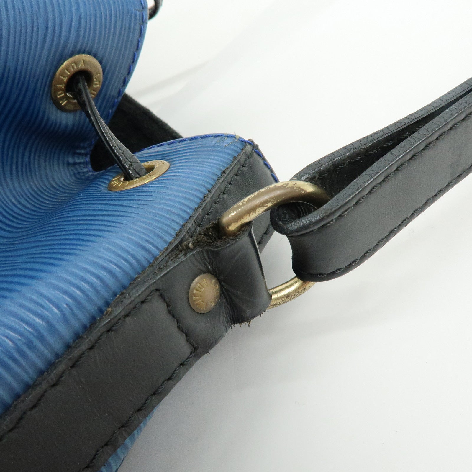 Louis Vuitton Epi Petit Noe Bicolor Shoulder Bag Blue Noir Ｍ44152