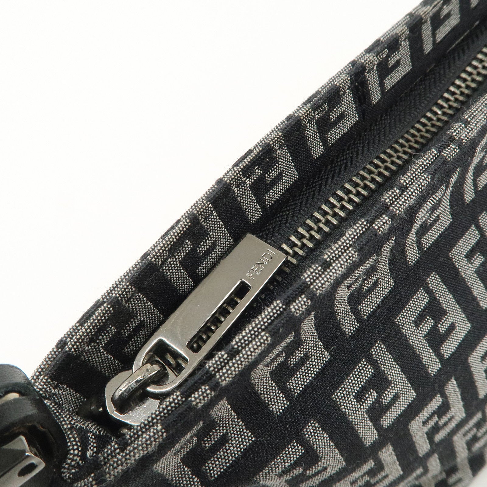 FENDI Zucchino Canvas Leather Shoulder Bag Black 266360 Used