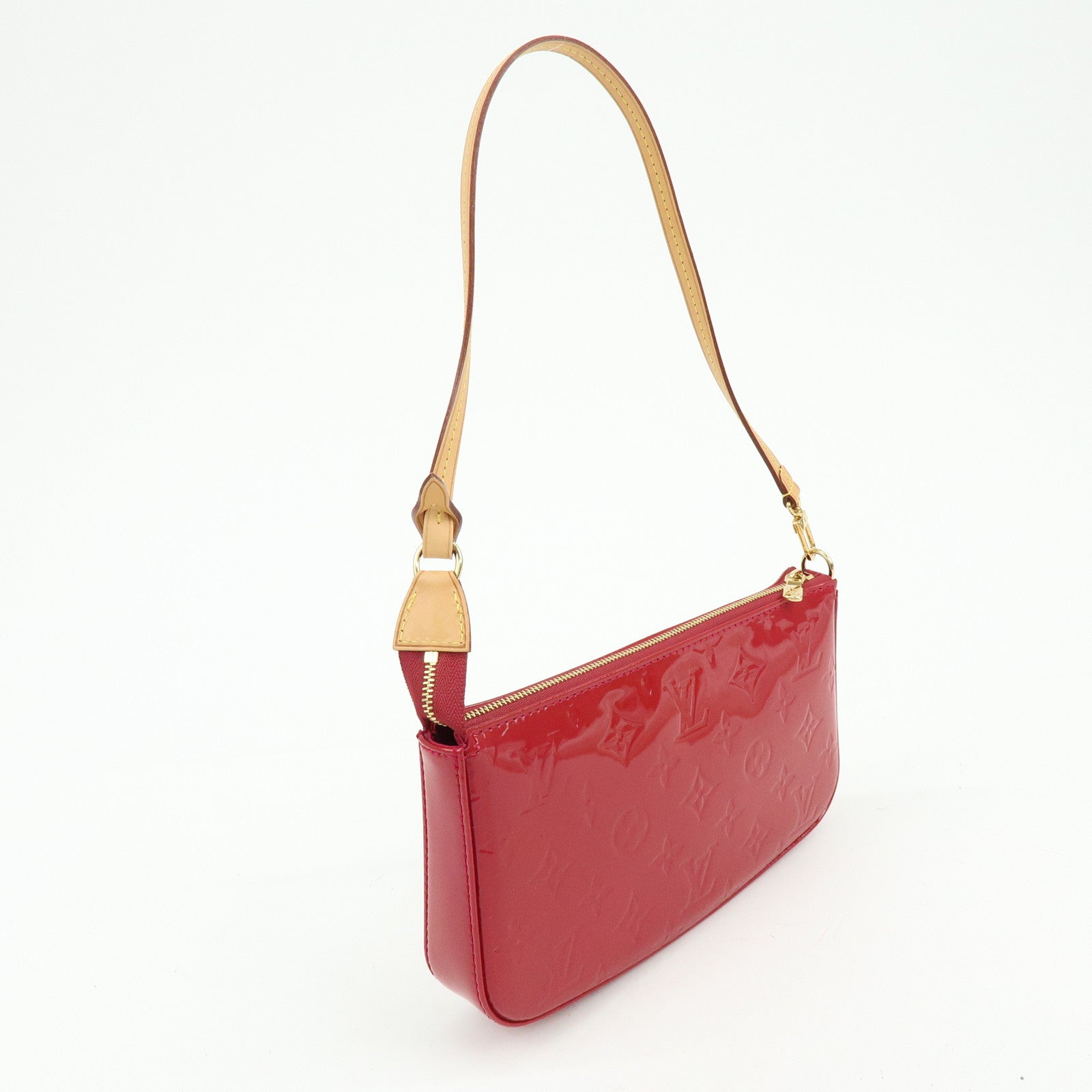 Louis Vuitton Monogram Vernis Pochette Accessoires Pouch Red M91574