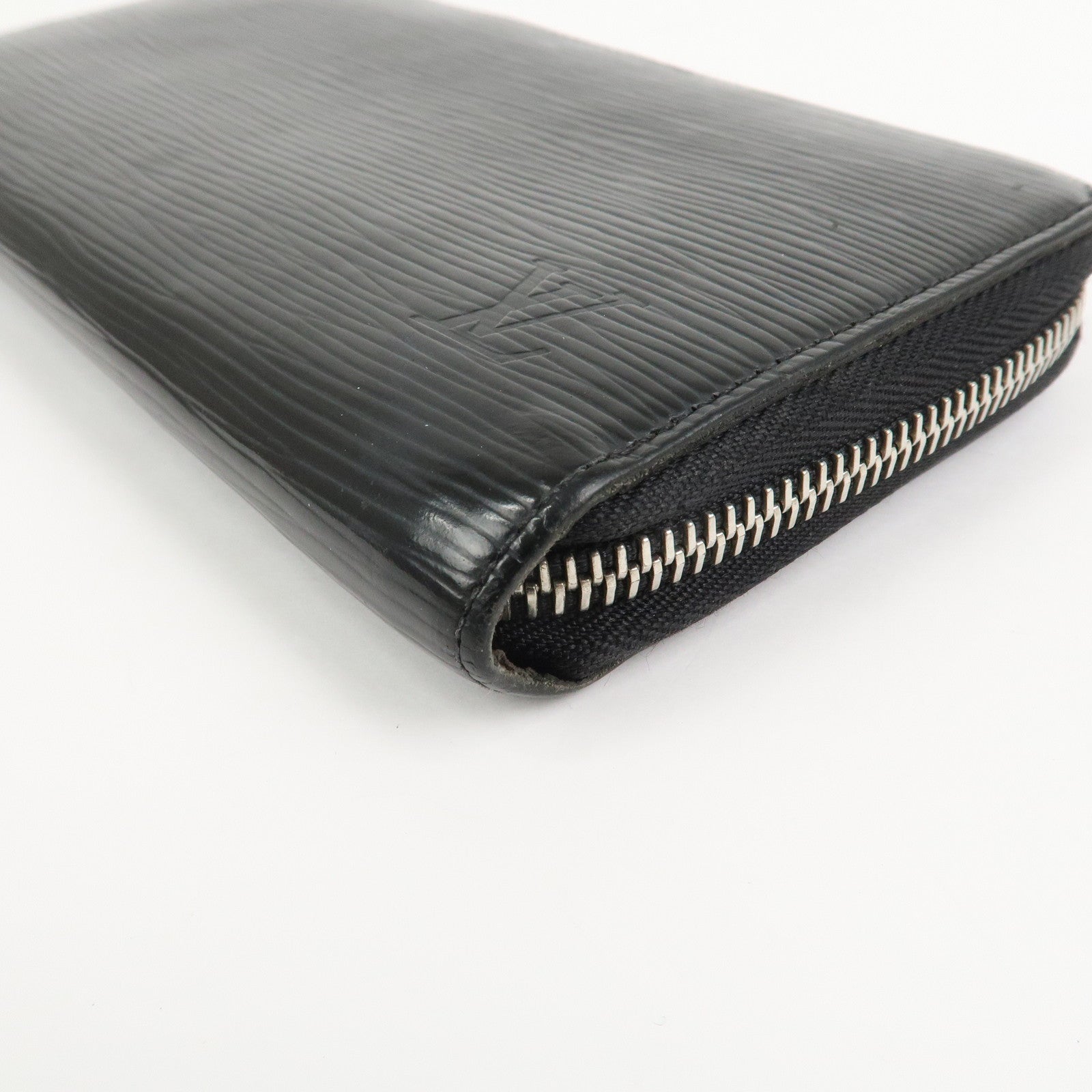 Louis Vuitton Epi Leather Round Zippy Long Wallet Noir Black M60072