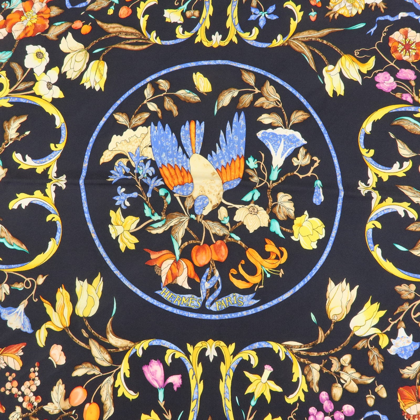 HERMES Carre 90 Silk 100% Scarf PIERRES D' ORIENT ET D' OCCIDENT