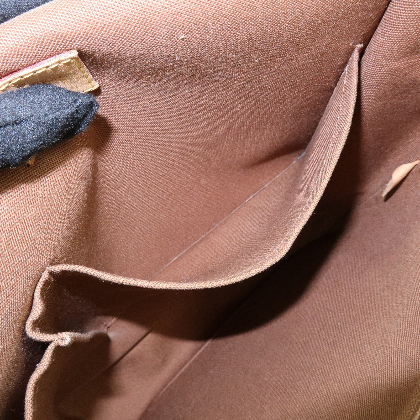 Louis Vuitton Monogram Messenger Bosphore PM Shoulder Bag M40106