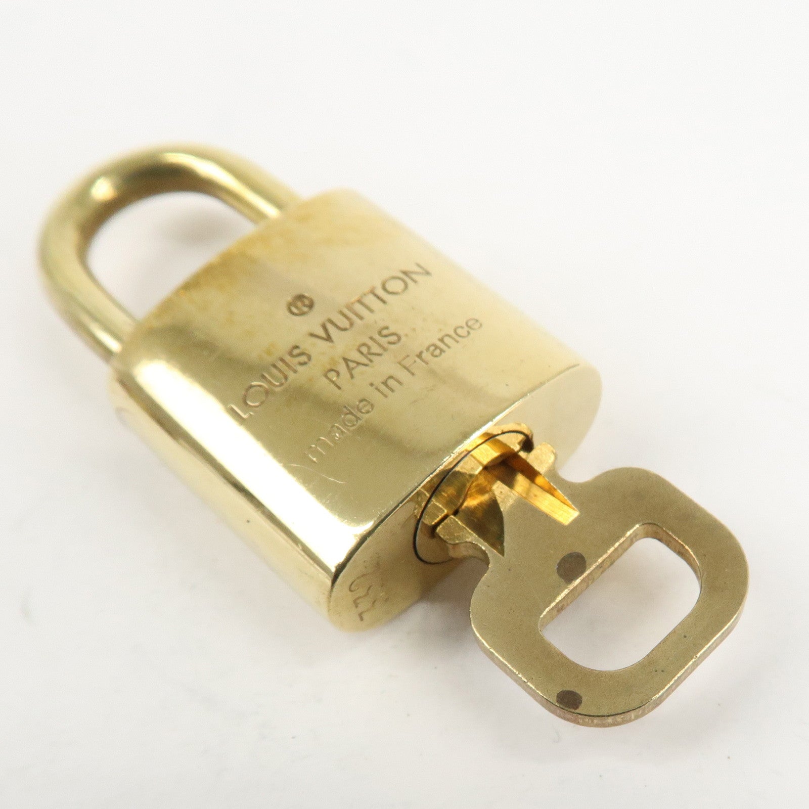 Louis Vuitton Set of 10 Lock & Key Cadena Key Lock Metal Gold Used